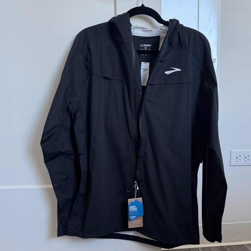 Brooks Men's Performance Black Jacket